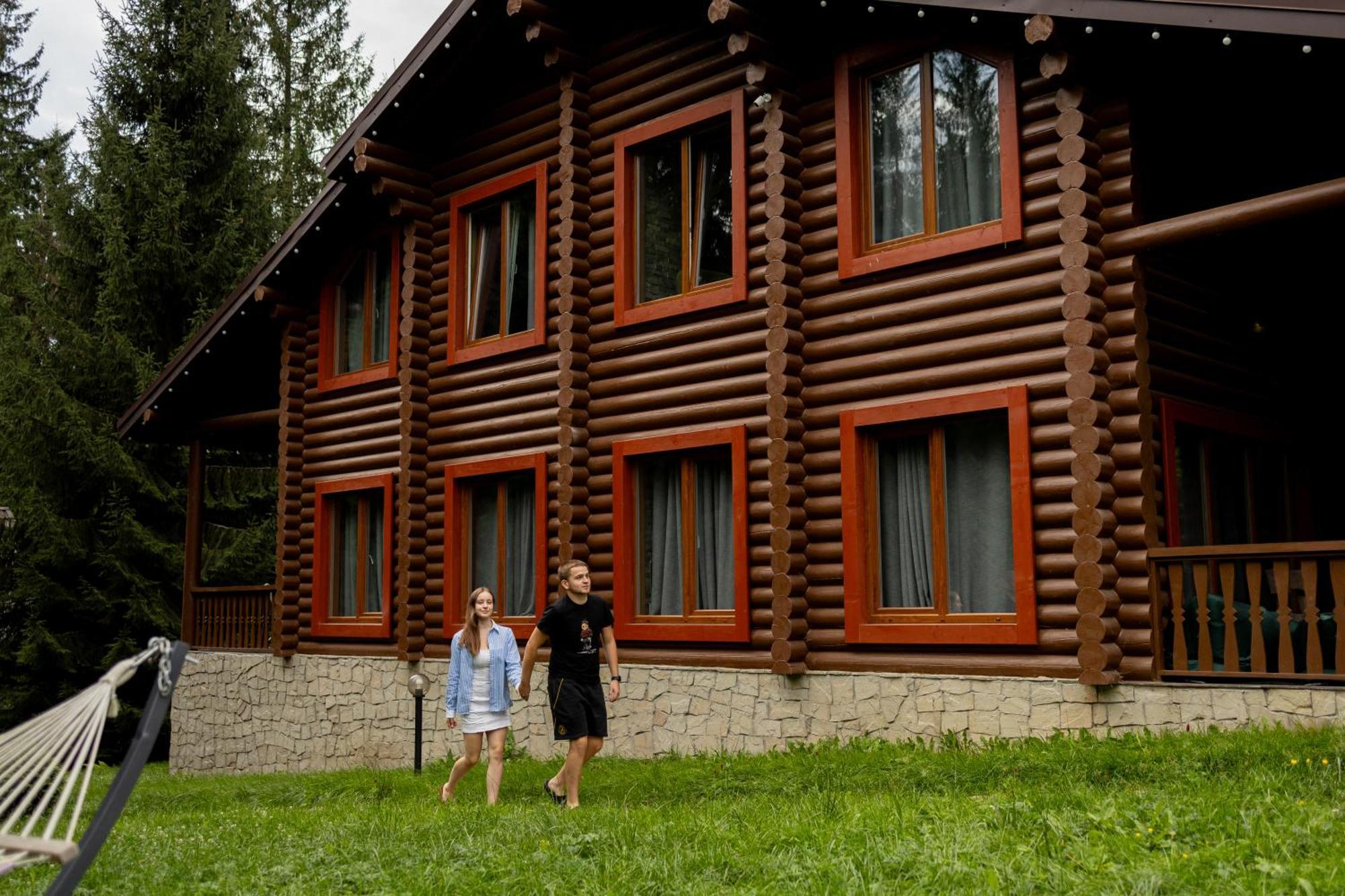 Маєток Ліс І Гори Villa Bukovel Dış mekan fotoğraf